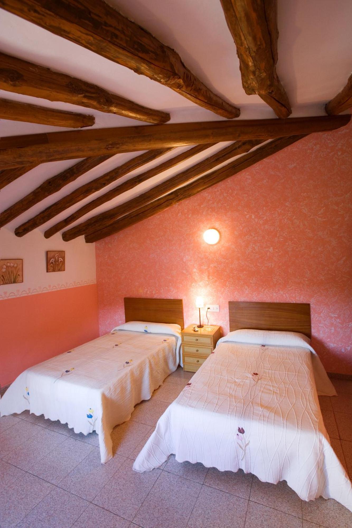 Hostal Las Rumbas Nuévalos Room photo